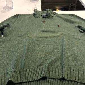 Green quarter zip pull over